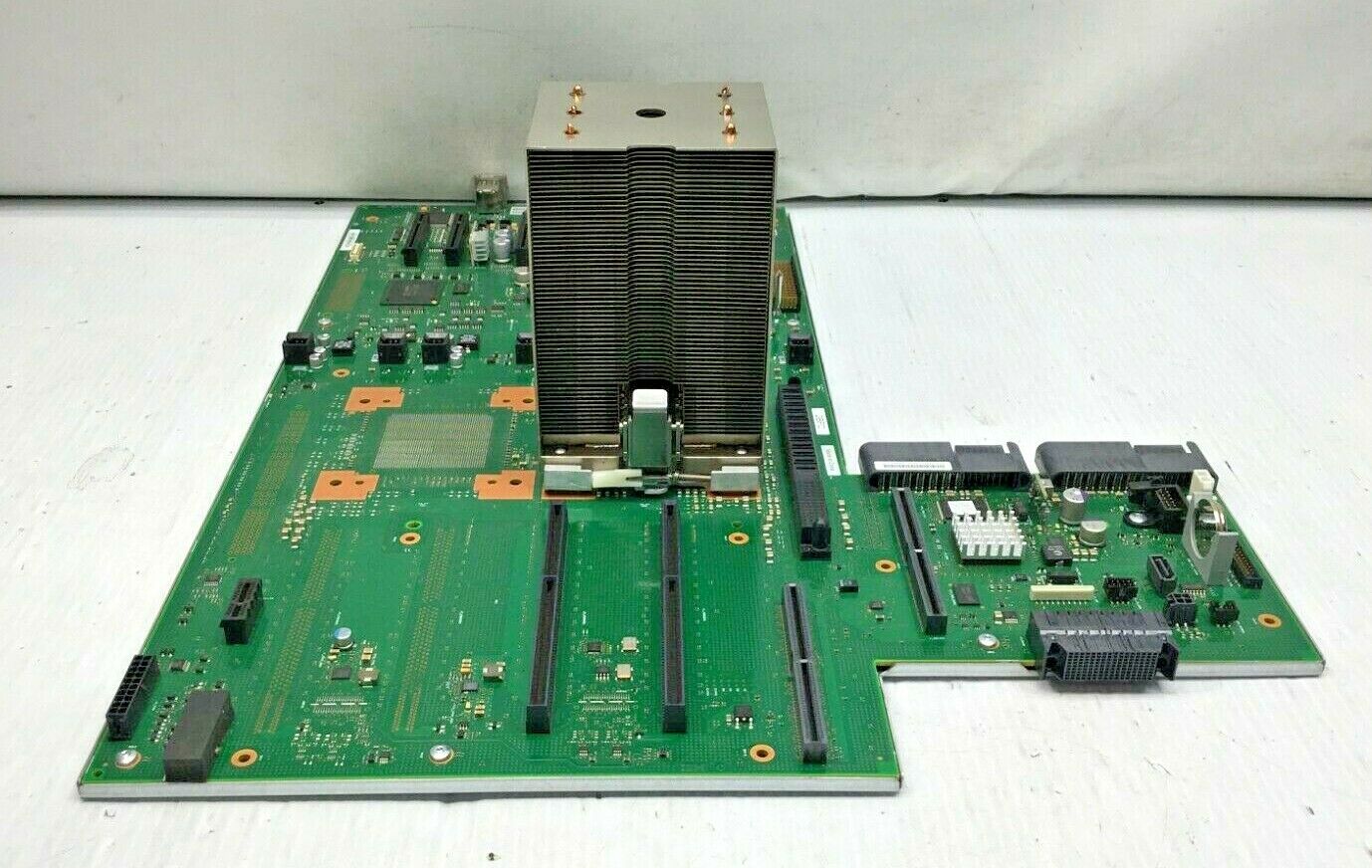IBM 8202-E4B-8350 - P7 720 Server - 4-core 3.0 GHz POWER7 P05 by